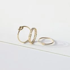 14 Karaat Geelgouden Damesring Met Hart -SieradenSpot Korting 14 karaat geelgouden damesring met hart 2