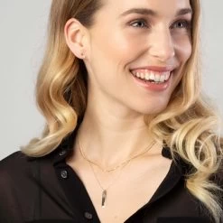 14 Karaat Geelgouden Ketting Hanger Bar Verticaal -SieradenSpot Korting 14 karaat geelgouden ketting hanger bar verticaal 1