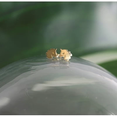 14 Karaat Geelgouden Kinderoorbellen Unicorn 5 14 Karaat Geelgouden Kinderoorbellen Unicorn - Afbeelding 3