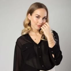 14 Karaat Geelgouden Oorbellen Met Kristal -SieradenSpot Korting 14 karaat geelgouden oorbellen met kristal 2