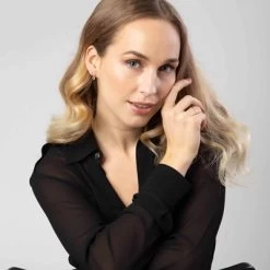 14 Karaat Geelgouden Oorbellen Met Zirkonia -SieradenSpot Korting 14 karaat geelgouden oorbellen met zirkonia 2