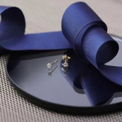 14 Karaat Geelgouden Oorbellen Rond 3mm Zirkonia 8 14 Karaat Geelgouden Oorbellen Rond 3mm Zirkonia -SieradenSpot Korting 14 karaat geelgouden oorbellen rond 3mm zirkonia 2