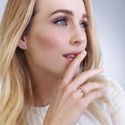 14 Karaat Geelgouden Ring Hart 9 Diamanten 0,05ct 4 14 Karaat Geelgouden Ring Hart 9 Diamanten 0,05ct - Afbeelding 2