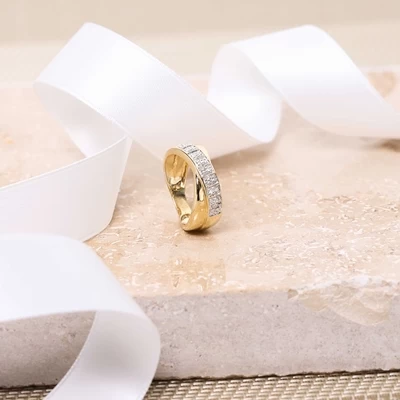 14 Karaat Geelgouden Ring Met 18 Diamanten 0,08ct 5 14 Karaat Geelgouden Ring Met 18 Diamanten 0,08ct - Afbeelding 3