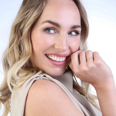 14 Karaat Geelgouden Ring Met 7 Diamanten 0,15ct 4 14 Karaat Geelgouden Ring Met 7 Diamanten 0,15ct - Afbeelding 2