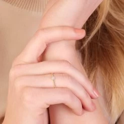 14K Geelgouden Ring 7 Diamanten 0,025ct Bolletjes. 8 14K Geelgouden Ring 7 Diamanten 0,025ct Bolletjes. -SieradenSpot Korting 14k geelgouden ring 7 diamanten 0 025ct bolletjes 1