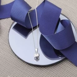 9 Karaat Ketting Met Hanger Met Zirkonia Wit 9 9 Karaat Ketting Met Hanger Met Zirkonia Wit -SieradenSpot Korting 9 karaat ketting met hanger met zirkonia wit 2