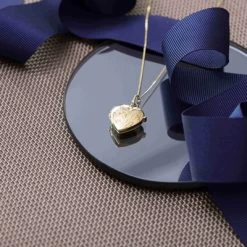 9 Karaat Ketting Met Hartmedaillon Met Bloemen -SieradenSpot Korting 9 karaat ketting met hartmedaillon met bloemen 2