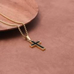 Gerecycled Stalen Goldplated Herenketting Met Hanger Kruis 9 Gerecycled Stalen Goldplated Herenketting Met Hanger Kruis -SieradenSpot Korting gerecycled stalen goldplated herenketting met hanger kruis 2