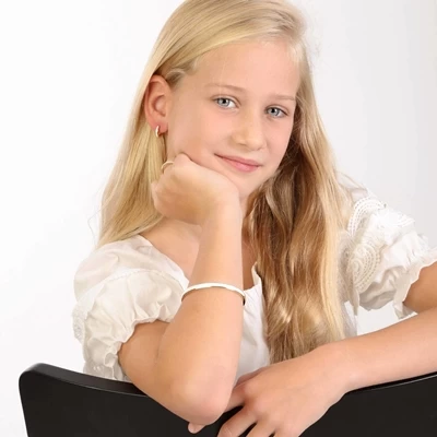 Gerecycled Stalen Goldplated Kinderring Met Emaille Wit 5 Gerecycled Stalen Goldplated Kinderring Met Emaille Wit - Afbeelding 3