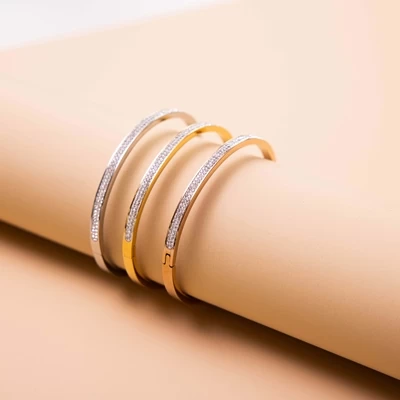 Guess Stalen Bangle Armband Kristal 6 Guess Stalen Bangle Armband Kristal - Afbeelding 4