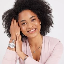 Guess Stalen Ketting Met Triangel Hanger -SieradenSpot Korting guess stalen ketting met triangel hanger 3