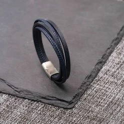 Stalen Herenarmband Donkerblauw Gevlochten Leer 10 Stalen Herenarmband Donkerblauw Gevlochten Leer -SieradenSpot Korting stalen herenarmband donkerblauw gevlochten leer 3
