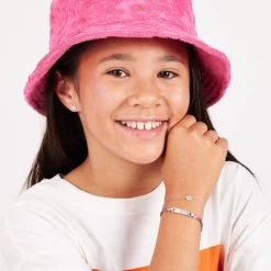 Zilveren Kinderoorbellen Initialen Kristal -SieradenSpot Korting zilveren kinderoorbellen initialen kristal 2