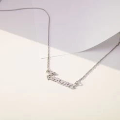 Zilveren Naamketting Julia Small 9 Zilveren Naamketting Julia Small -SieradenSpot Korting zilveren naamketting julia small 2